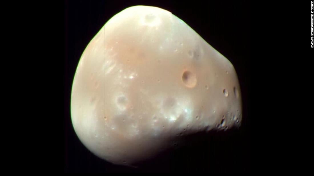 deimos-mars-moon-super-169